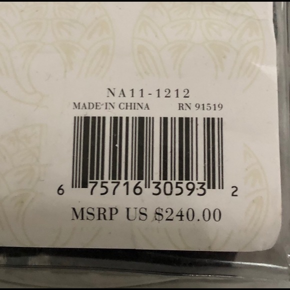 COPY - COPY - Natori pillow sham - Picture 3 of 4